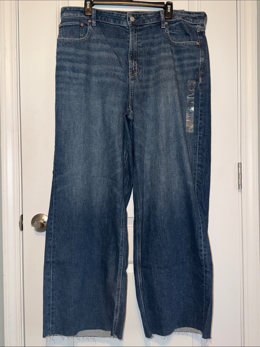 American Eagle Outfitters Wide Leg Flare Jeans - Medium Blue